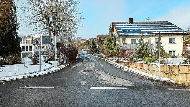 Der Abwasserkanal in der Pfarrstraße ist unter anderem ein größeres Problem. Er ist etwa 70 Jahre alt.