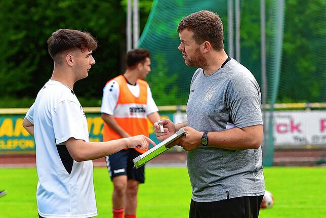Bild 6: FC Tiengen 08 besiegt den FV Lörrach-Brombach U23 mit 5:3 &ndash; und wir haben Bilder!