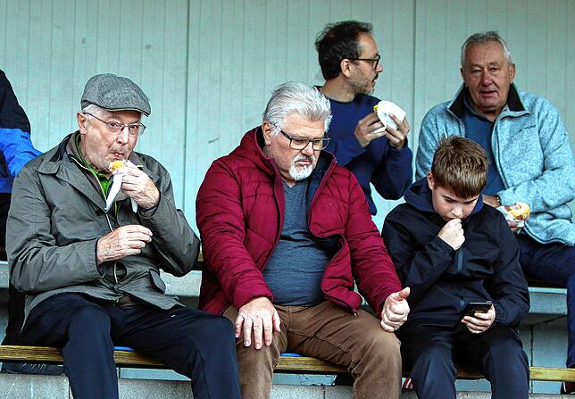Bild 17: Die besten Bilder vom Spitzenspiel zwischen FC RW Salem und BC Konstanz-Egg