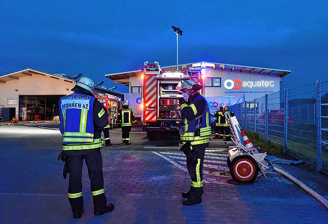 Am Sonntagabend hat die Feuerwehr einen Einsatz im Gewerbegebiet Pfohren.