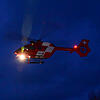 (Symbolbild) Ein Rettungshubschrauber ist am Dienstagabend, 3. Mai, auf der Wollmatinger Straße gelandet.