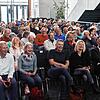 Mit einer herzerfrischenden Lesung im Foyer der Stadthalle fand die grenzüberschreitende Erzählzeit ihren Abschluss: Der Bochumer Autor ...