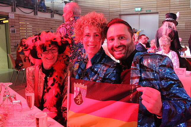 Bild 24: Fasnacht in Stockach: Narrengericht 2025 – Zuschauer feiern mit tollen Bildern!