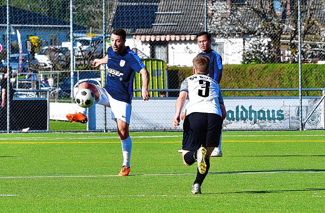 Bild 19: SV Buch siegt 3:2 beim VfB Waldshut – und wir haben Fotos!