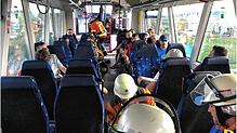 Einsatzkräfte in der Biberbahn.