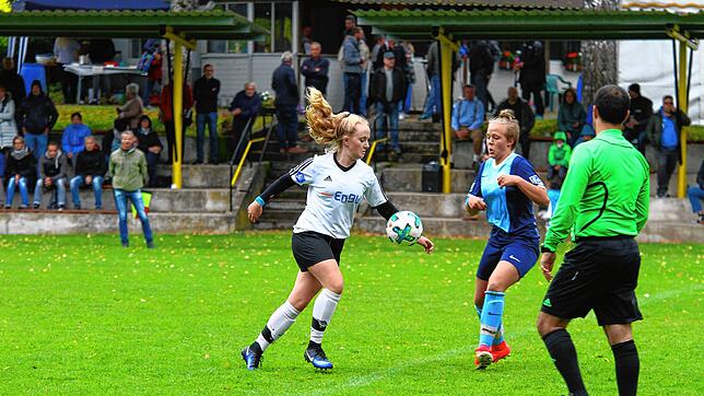 Das waren noch Zeiten: In der Saison 2017/18 spielten die Juniorinnen des ESV Waldshut &ndash; hier Sabrina Langendorf aus Rotzel ...
