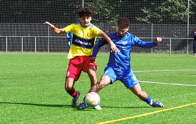 Bild 2: Die besten Bilder vom Duell der Verbandsligareserven SC Pfullendorf II und 1. FC Rielasingen II