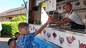 Bild : Egg schlemmt – Internationales Food Festival lockt viele Besucher an