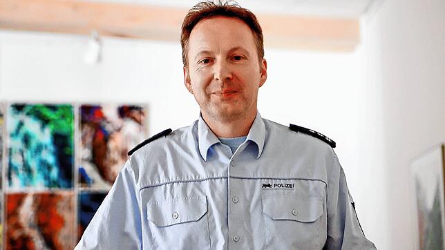 Polizeihauptkommissar Markus Dorer gibt Entwarnung. In Triberg stellte er die Kriminalstatistik des Jahres 2024 vor – mit erfreulich ...