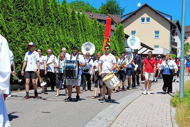 Bild 1: Patrozinium und 50 Jahre Freundschaft: Bonndorf hatte allen Grund zum Feiern