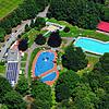Gibt es noch eine Freibadsaison? Im Bad Säckinger Rathaus sieht man derzeit keine Möglichkeiten, die Auflagen fürs Waldbad (Bild) bei so ...