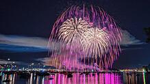Das grandiose Feuerwerk begeistert auch in diesem Jahr etwa 37.000 Zuschauer auf Konstanzer und etwa 22.000 Gäste auf Kreuzlinger Seite.