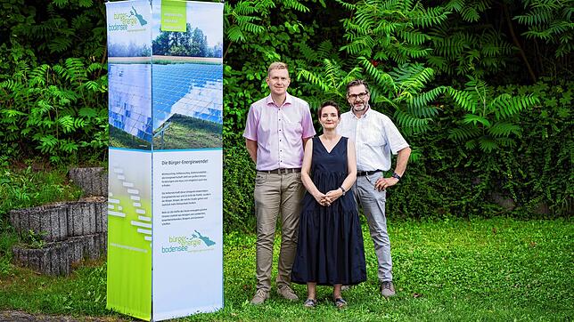 Der neue Vorstand der Bürger-Energie Bodensee (von links): Markus Demmer, Anne Storm und Andreas Klatt. Bild: Thomas Klatt