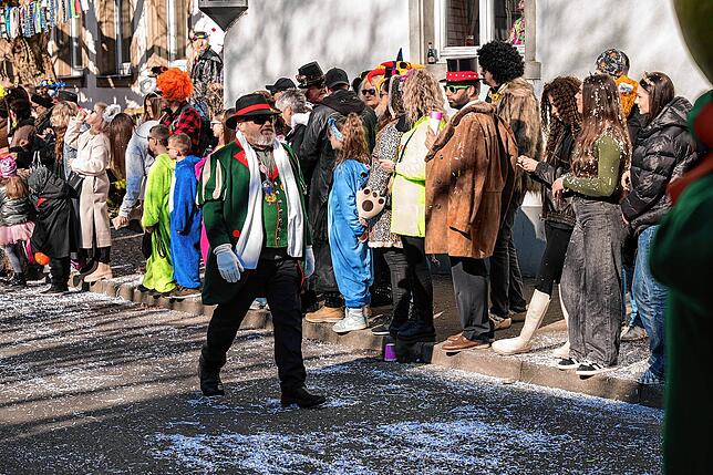 Bild 24: Unvergessliche Bilder vom Rosenmontagsumzug in Gottmadingen: So bunt war die Fasnacht 2025!