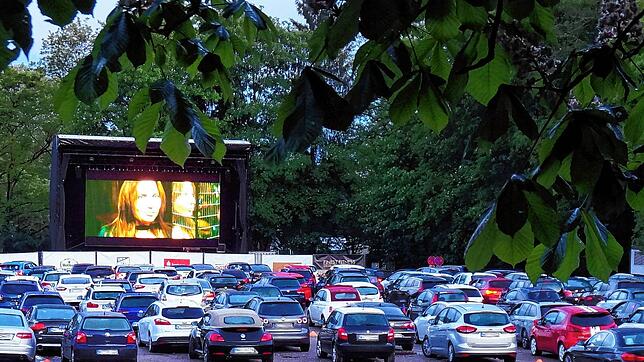 Für das Autokino auf dem Waldshuter Chilbiplatz im Mai lieferte das Waldshuter Unternehmen die Technik.