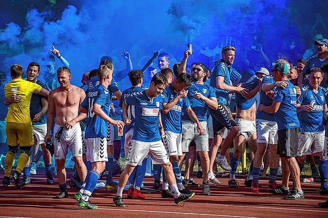Bild 1: SF Schliengen gewinnt in der Bezirksliga-Relegation 4:0 beim FC 08 Bad Säckingen &ndash; wir haben Bilder!