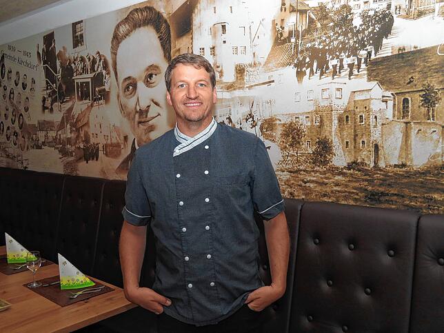 Gasthaus-Betreiber und Küchenchef Rainer Bertsche ist optimistisch, dass in den Donauhallen eine gute Lösung für Vereine und Caterer ...