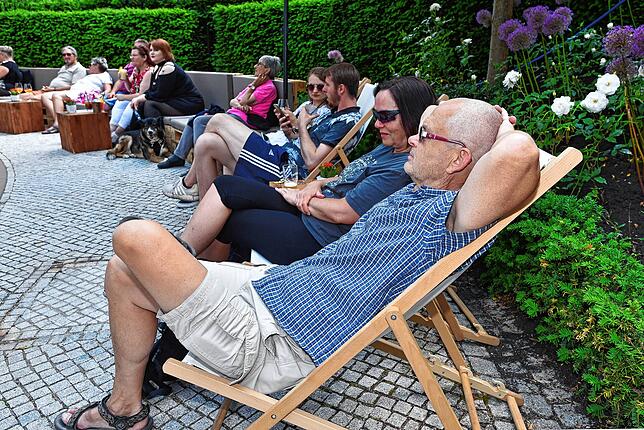 Bild 2: Heißer Auftakt am Samstag beim Donaueschinger Donauquellfest