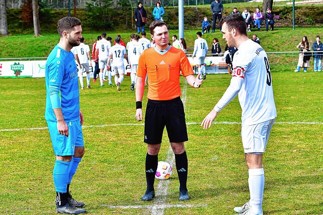 Bild 4: SV Buch siegt 3:1 gegen den FC Schönau &ndash; und wir haben Bilder!