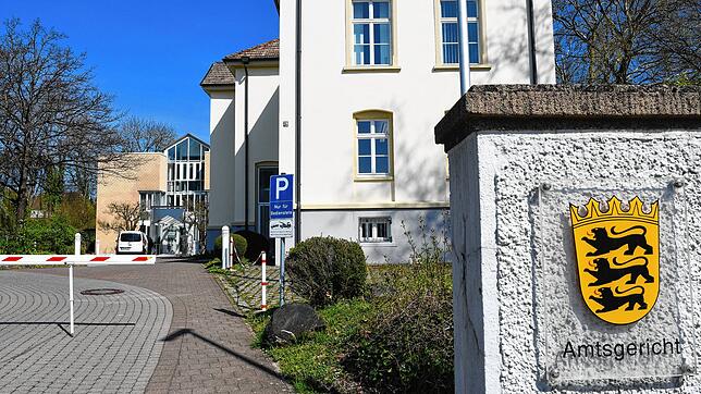 Am Amtsgericht in Singen wurde gegen eine 26 Jahre alte Frau verhandelt, die Waren verkauft, aber offenbar nicht verschickt hat.