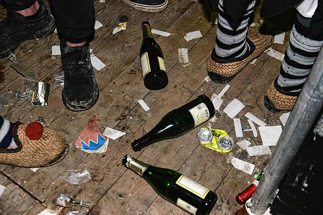 Bild 34: Sunnelöscherzunft feiert ihren 60. Geburtstag: Bilder vom großen Nachtumzug und der Geburtstagsparty