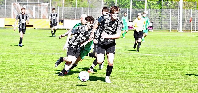 Bild 8: SV Herten siegt 2:1 beim FC Hochrhein – und wir haben Fotos!