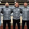Verlängert: Beim SV Weil freuen sich Beirat Sport Jens Vogtsberger (links) und Sportchef Perseus Knab (rechts) über die Zusagen von ...