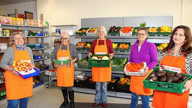 Sie sorgen im Konstanzer Tafelladen für günstiges Gemüse und sonstige Lebensmittel (von links): Ursl Zink, Uschi Wieser, Elisabeth ...