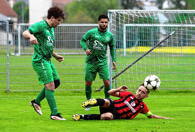 Bild 22: FC Bodman-Ludwigshafen gewinnt beim TSV Aach-Linz mit 4:2. Wir waren mit der Kamera dabei!