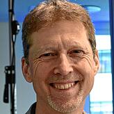 „Aerosole sind das Bindemittel der Wassermoleküle, die Wolken bilden“, erklärt Thorsten Fehr, wissenschaftlicher Leiter der ...