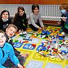 Sie spielen gern in den Räumen der Kernzeit an der Grundschule Haidelmoos (von links): Die Zweitklässler Frederic, Jonas, Maria, ...