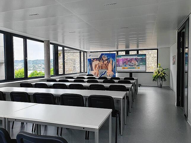 Ein Blick in den Vorlesungssaal des Instituts für Gesundheit der FHM Waldshut.