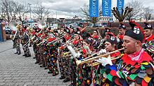 Das war 2024: Der Fanfarenzug der Konstanzer Blätzlebuebe-Zunft sorgt am Rosenmontag mit mitreißenden Rythmen für fasnächtliche ...