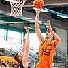 Panthers-Spieler Rytis Pipiras (am Ball) war gegen Kirchheim nach Ansicht seines Trainers &bdquo;komplett von der Rolle&ldquo;. ...