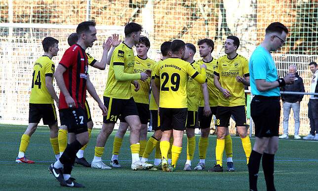 Bild 2: Unsere Bildergalerie vom 5:1-Erfolg des SV Denkingen gegen den FC Bodman-Ludwigshafen