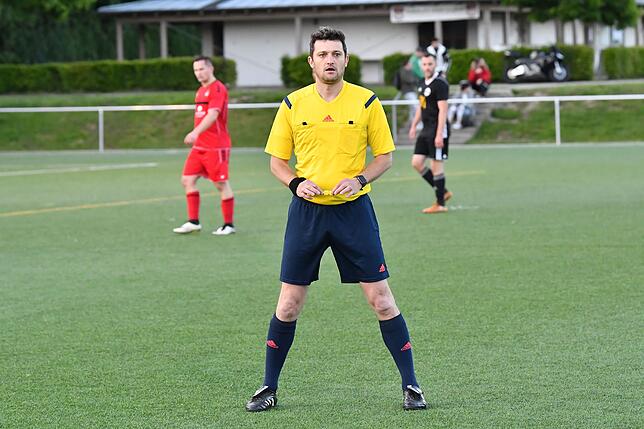 Bild 2: FC Wallbach siegt 6:2 beim FV Lörrach-Brombach II &ndash; und wir haben die Bilder!