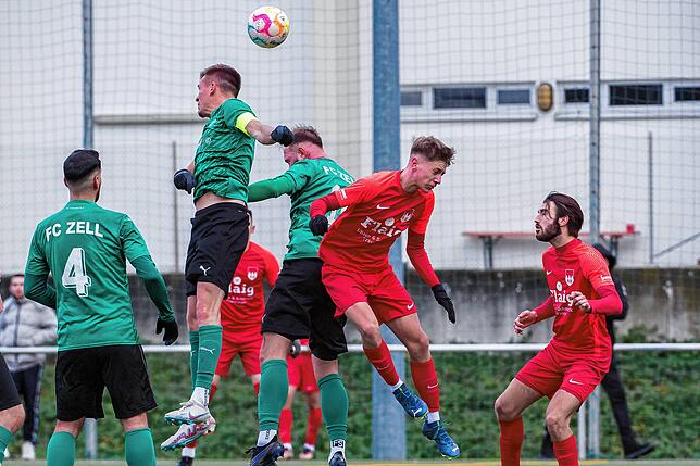 Bild 10: FC Tiengen 08 und FC Zell trennen sich 1:1 &ndash; und wir haben Bilder!