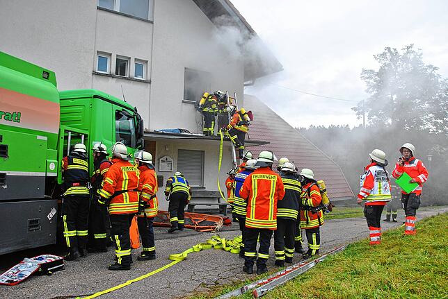 Bild 6: Gelungene und herausfordernde Probe der Feuerwehr Herrischried