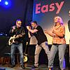 Voller Einsatz: Alexander Hog, Daniela Weiss, Thomas Budsa und Dietmar Mogwitz rocken den Theaterstadel (von links).