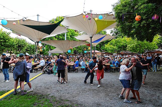 Bild 30: Das Stadtgartenfest 2025 beginnt! So stimmen sich Konstanzer aufs Seenachtfest ein