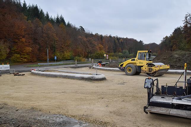 Bild 24: Fotos von der Straßenbaustelle zwischen B313 und Wahlwies aus: Alles nimmt langsam wieder Form an