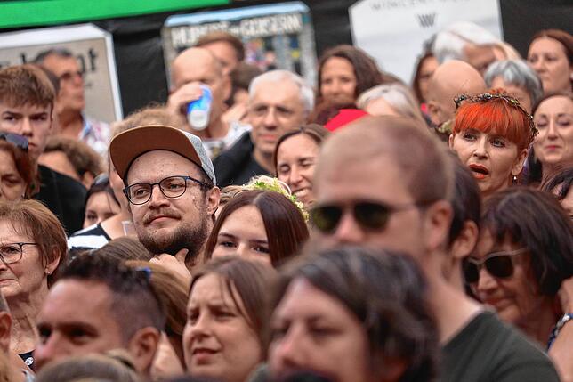 Bild 11: Bilder vom Max-Giesinger-Konzert in Meersburg (2)