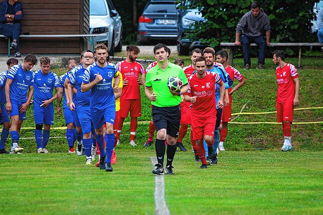 Bild 2: Spvgg. Wutöschingen siegt 4:1 beim FC Dettighofen – und wir haben Bilder!