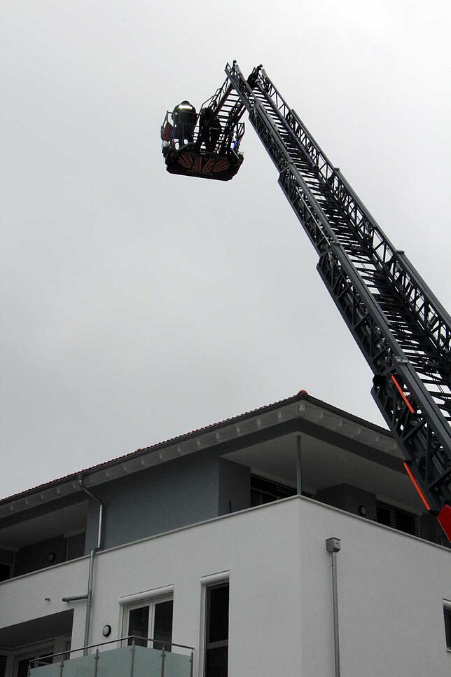 Bild 26: Bilder von der Drehleiter-Demonstration der Feuerwehr Blumberg