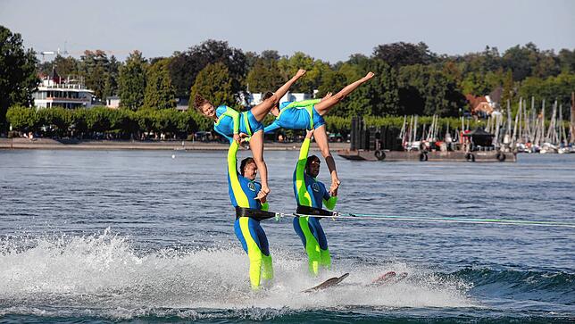 Bild 15: Konstanzer Seenachtfest 2022: Ein Highlight des Tages ist die Wasserski-Show