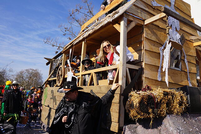 Bild 47: 43. Küssaberger Narrentreffen: Märchenhafte Fasnacht in Rheinheim