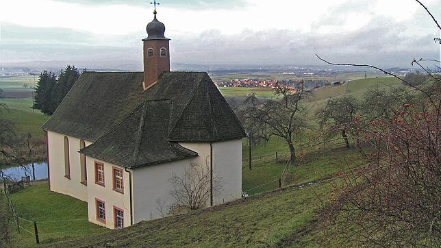 Sie ist der Stolz von Neudingen: die Gnadentalkapelle, die 1276 erstmals erwähnt worden ist und die ihr heutiges Aussehen im Jahr 1619 ...