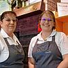Nach finanzieller Schieflage: Mutter und Tochter wagen den Neuanfang mit neuem Konzept und alten Rezepten. Gabriele (links) und Isabelle ...