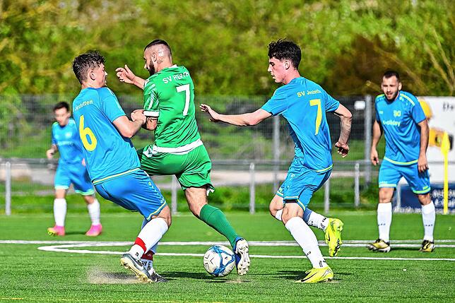 Bild 12: SV Herten besiegt den SV Jestetten mit 5:0 – und wir haben Fotos!