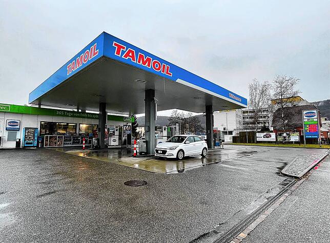 Die Tamoil-Tankstelle an der Steiner Schaffhauserstrasse – hier kostete das Benzin derzeit im Fricktal am meisten.